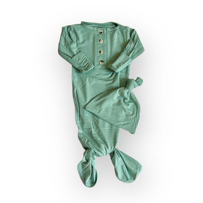 Gown & Hat Set (Multiple Colors)